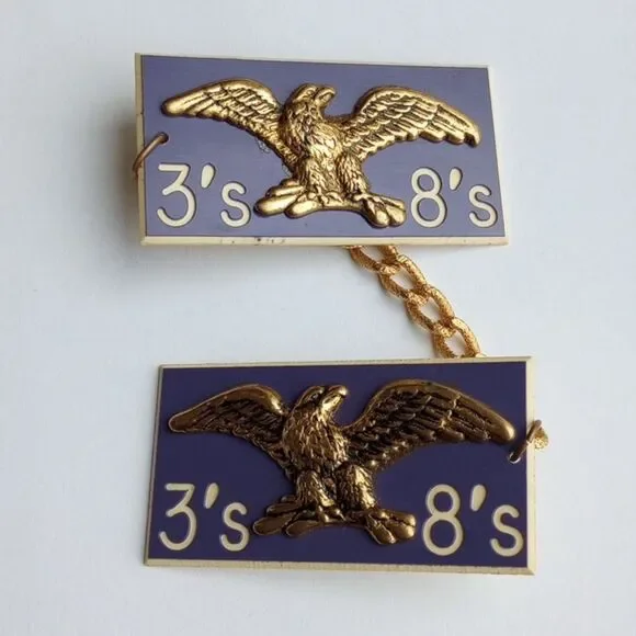 Vintage 3 & 8 Eagle Collar Chain Clips - Picture 3 of 4